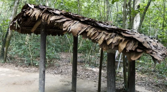 クチトンネル 観光